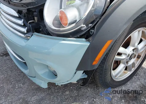 2013 Mini Cooper z USA, uszkodzony, nr VIN WMWSU3C51DT375340